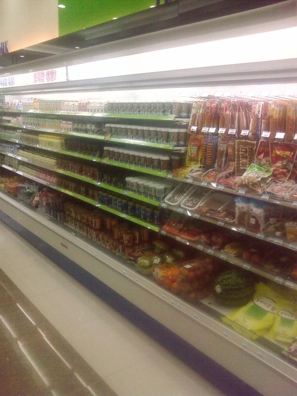 편의점형 오픈쇼케이스