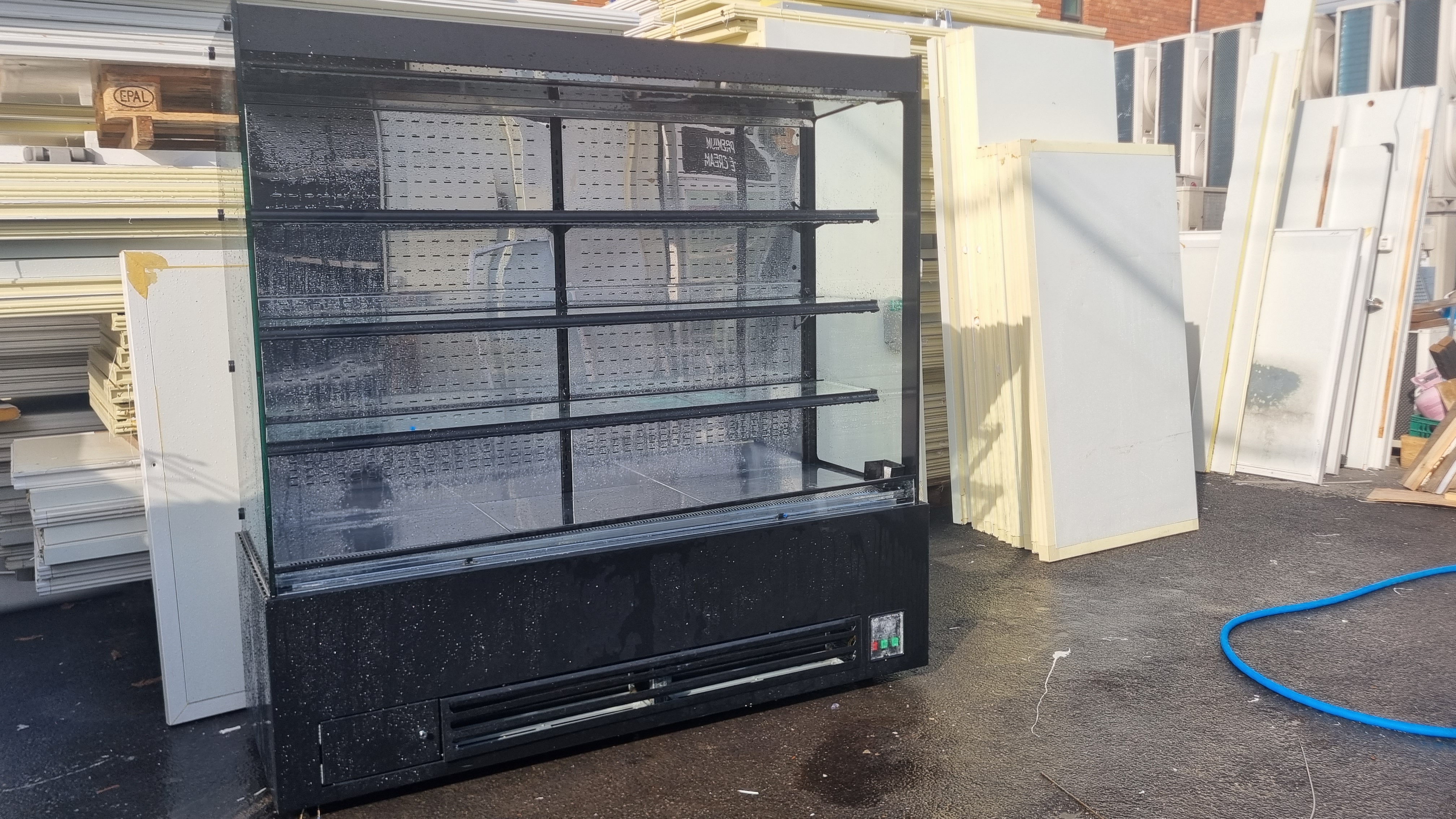 마라탕쇼케이스 (중고제품 내장형)